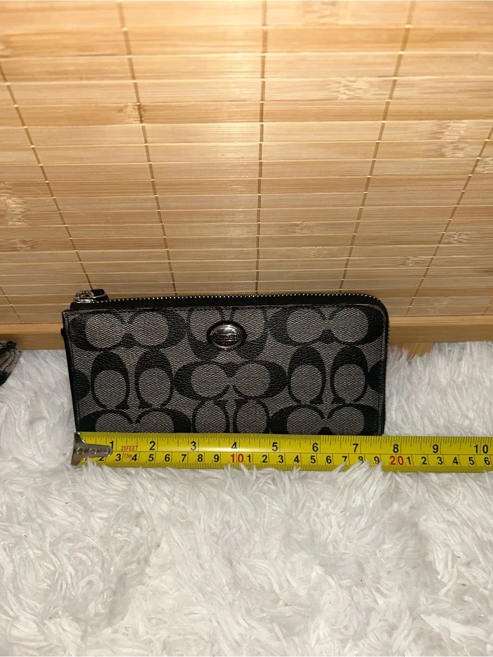 Coach Peyton Signature slim zip-around wallet black grey canvas cardholder
